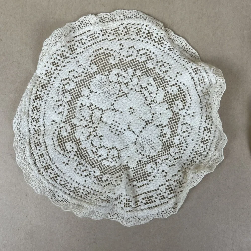 Vintage Ruffled Doily White & Ivory Set Of‎ 6 13”/5.5”